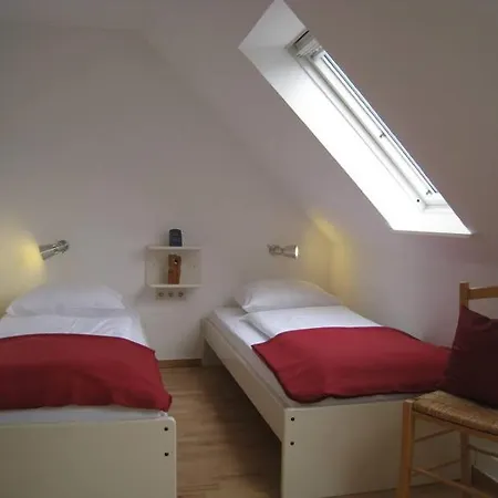 Malerhaus-wohnung 3-galow