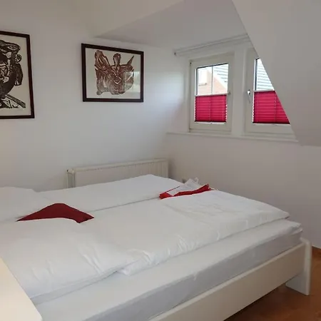 Malerhaus-wohnung 3-galow * Wyk auf Föhr